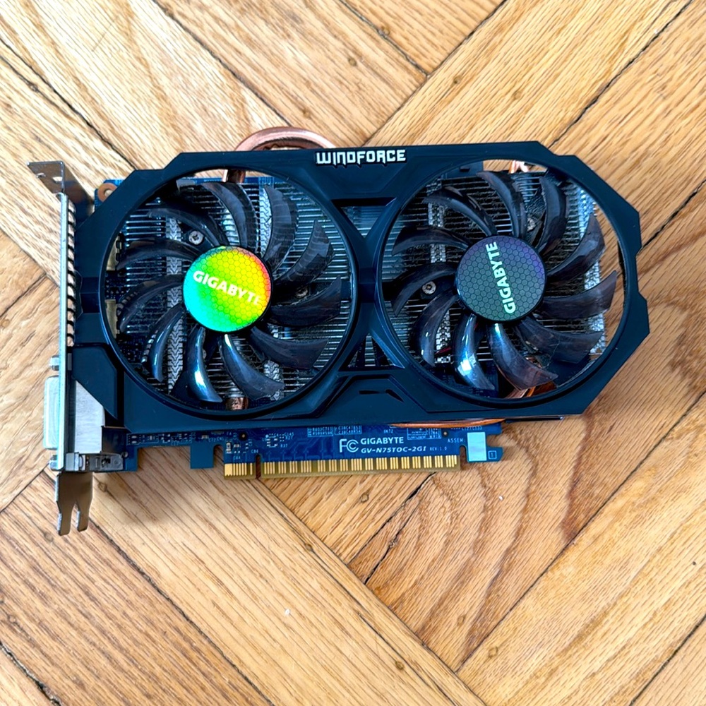 GIGABYTE WindForce 2GB Graphic Card